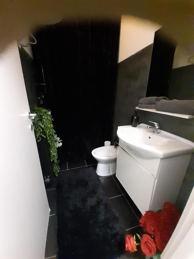 La Petite Maison Lägenhet Padua Exteriör bild